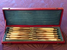 Superbe Service, 12 Couteaux