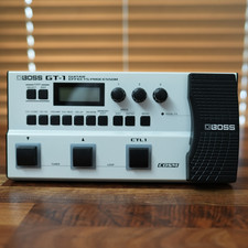 Pédale multi-effets BOSS