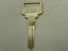 Voiture S Ébauche de Clé