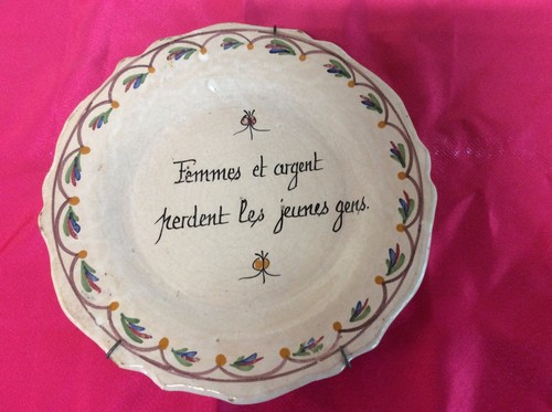 Assiette faïence femmes et - en,