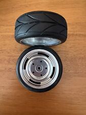 1 paire de pneus + jantes alu