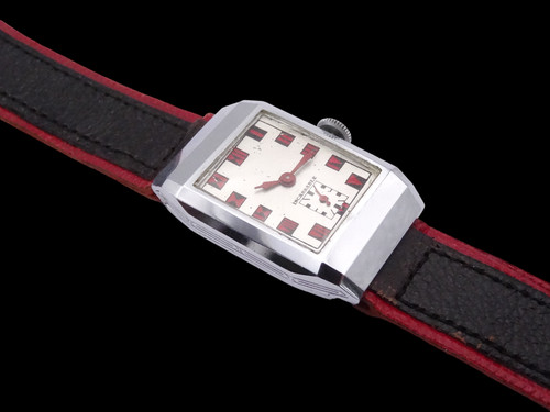 Montre rectangulaire art deco