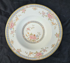 Assiettes À Soupe Bordées