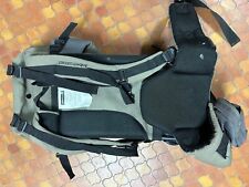 Porte bebe montagne vert gris