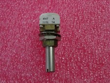 1 POTENTIOMETRE CERMET P11VY