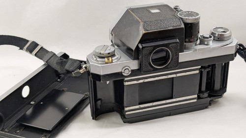 Nikon avec viseur prisme - nikon,
