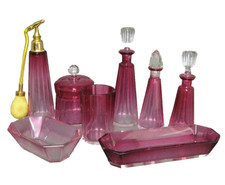 Garniture Nécessaire De Toilette Art Déco Cristal.