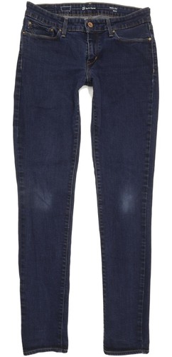 Levi demi curve - curve, bleu