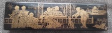 Plumier noir et or, décor japonais de musiciens, papier mâché, Napoléon 3, 19ème