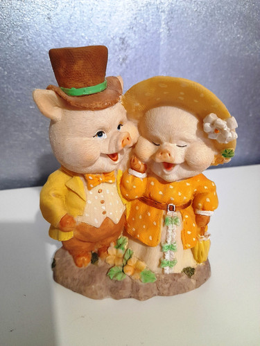 Statuette couple petits - de,