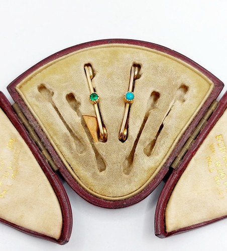 Petite broche épingle - , à