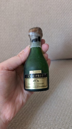 Ancienne bouteille miniature