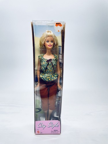 Barbie 2003 city style - barbie,