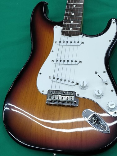 Guitare électrique fender 62 - guitare,