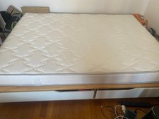 Cadre de lit 140x200 / Urgent Déménagement/ Prix Négociable