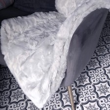 Couverture/Plaid en Fausse Fourrure Luxeuse - Soho Home