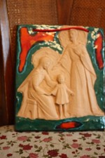 GRAND BAS RELIEF  RELIGIEUX   TERRE CUITE EMAILLE APOSTOLATO