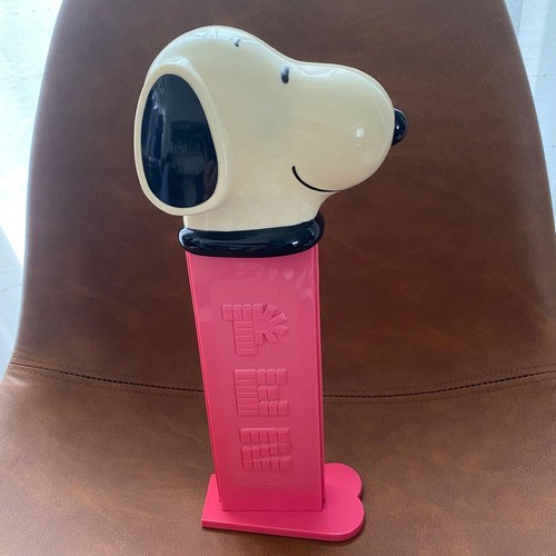Rare giant pez snoopy - [rare],