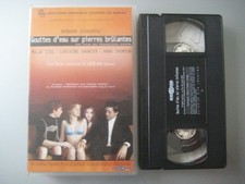 VHS/GOUTTES D'EAU SUR PIERRES BRULANTES/ Bernard Giraudeau/FR en TBE