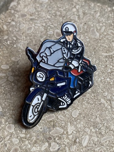 Pin motard gendarmerie - motard, ++