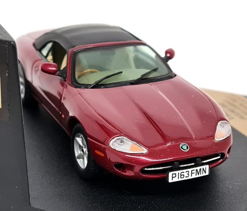 Vitesse jaguar xk8 closed - vitesse, 1/43