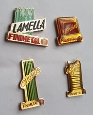 Série de 4 pin's FINIMETAL avec attaches