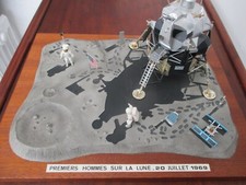 DIORAMA PREMIERS PAS SUR LA LUNE. 1969.