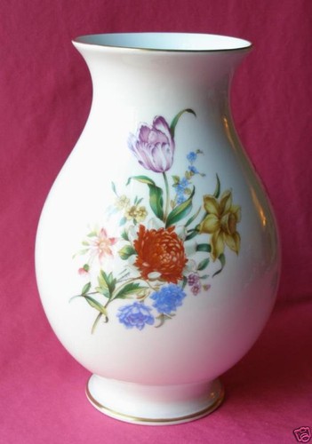 Large vintage royal - large, worcester