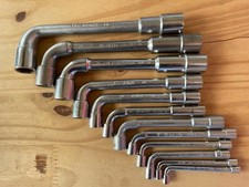 Lot de 12 clés à pipe de marque FACOM, WURTH, RONDY