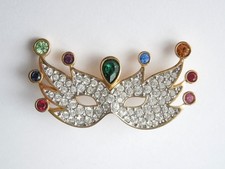 Broche Swarovski Strass Claire Colorée Masque Doré Vintage 9,1 G/4,5 X 2,3 Cm