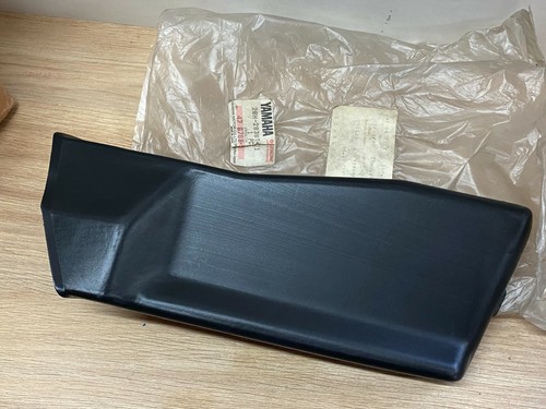 Cache plastique origine - un,