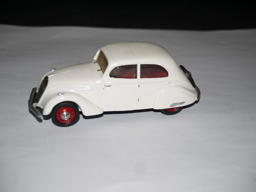 Voiture kit monte - voiture, 1/43