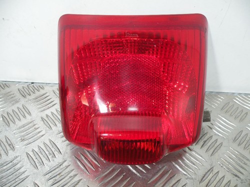 Feu arrière vespa 125 gts - vespa, 4t