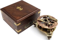 Ancienne boussole cadran