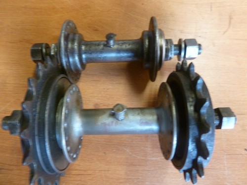 Ancien vélo moyeux - , a