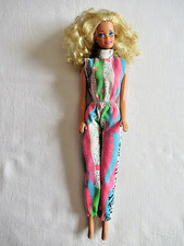 BARBIE CHEVEUX FRISES en