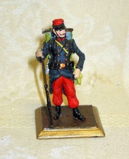 F.A.E.V VANOT PLOMB 54 MM   SOLDAT D'INFANTERIE FRANCAISE  CAPOTE ET KEPI  1914