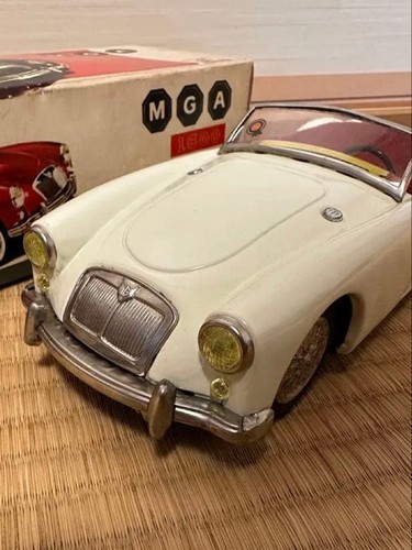 Asahi mga 1600 - 1600, toy