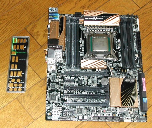 Asus x79 deluxe - lga2011, mb