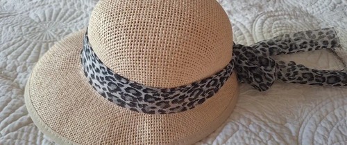 Chapeau soleil femme - chapeau, papier