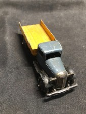 dinky toys camion avant guerre