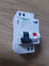 Disjoncteur différentiel C40a