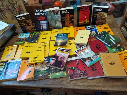 Lot livres agatha christie - 39,