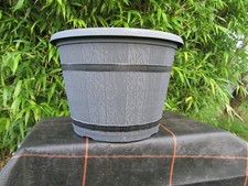 Une belle paire de jardinières diamètre 12"