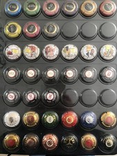 Classeur avec 174 Capsules De Champagne cotées