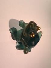 grenouille  signée Daum en pâte de verre 
