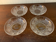 4 coupelles à dessert en