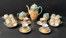 SERVICE A THE MOKA PORCELAINE ASIATIQUE COULEUR IRISE REHAUSSE OR ANCIEN