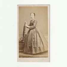 Capel, Paris - Jeune fille