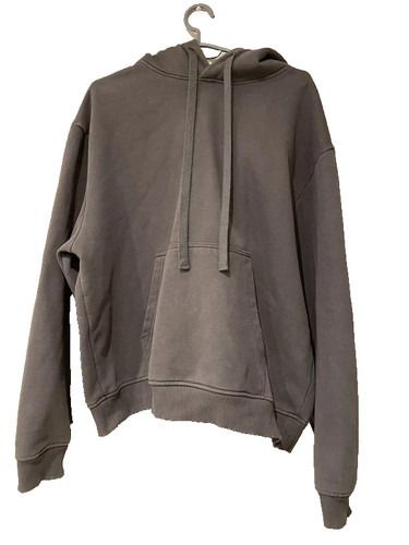 Sweat shirt capuche gris - à,
